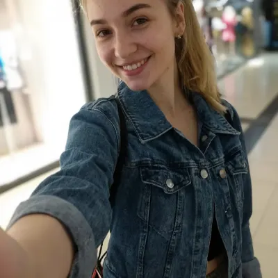 Алина, 24